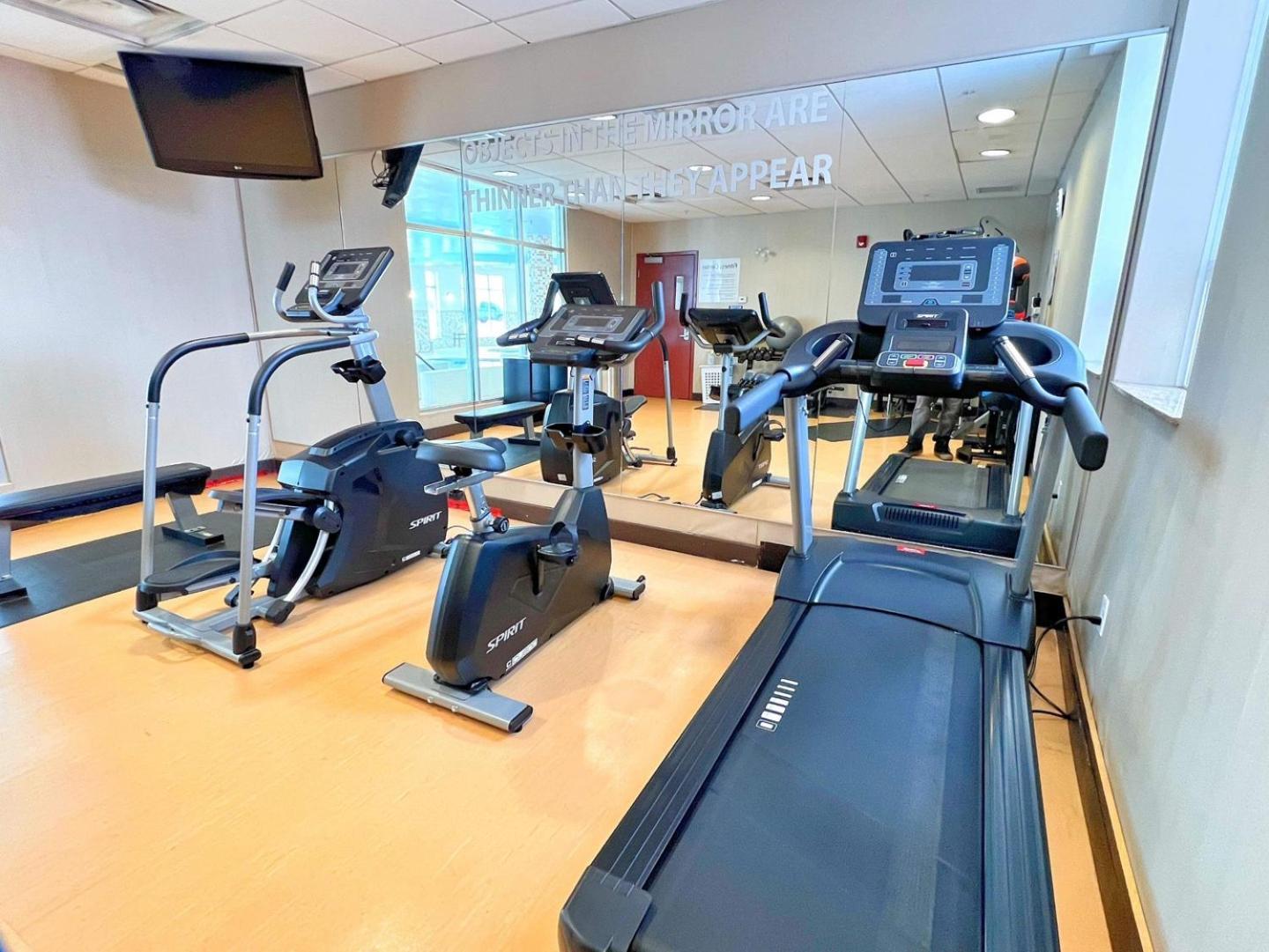Chateau Inn & Suites Bonnyville Zewnętrze zdjęcie
