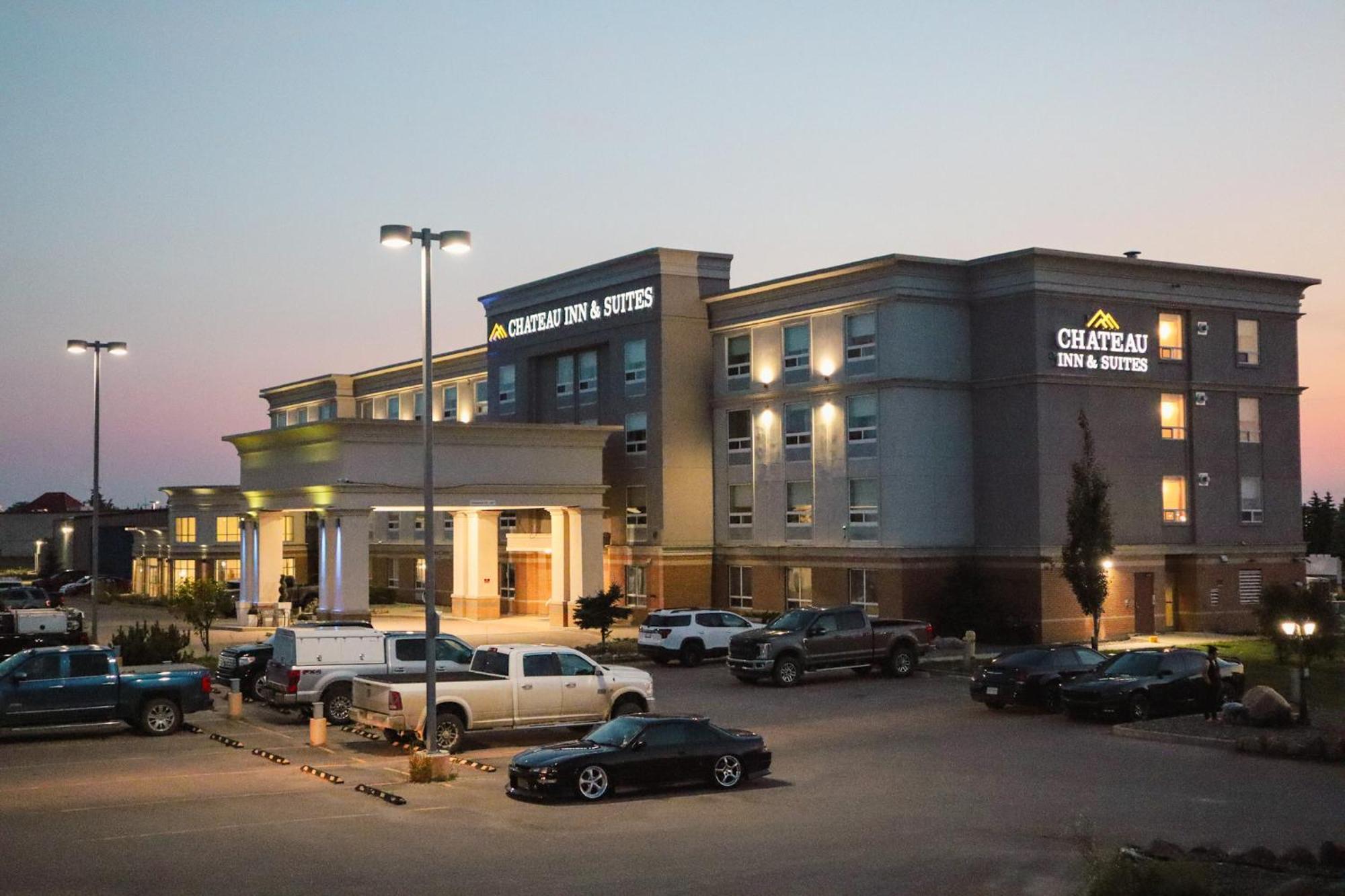 Chateau Inn & Suites Bonnyville Zewnętrze zdjęcie