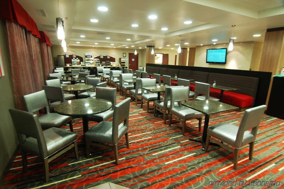 Chateau Inn & Suites Bonnyville Zewnętrze zdjęcie