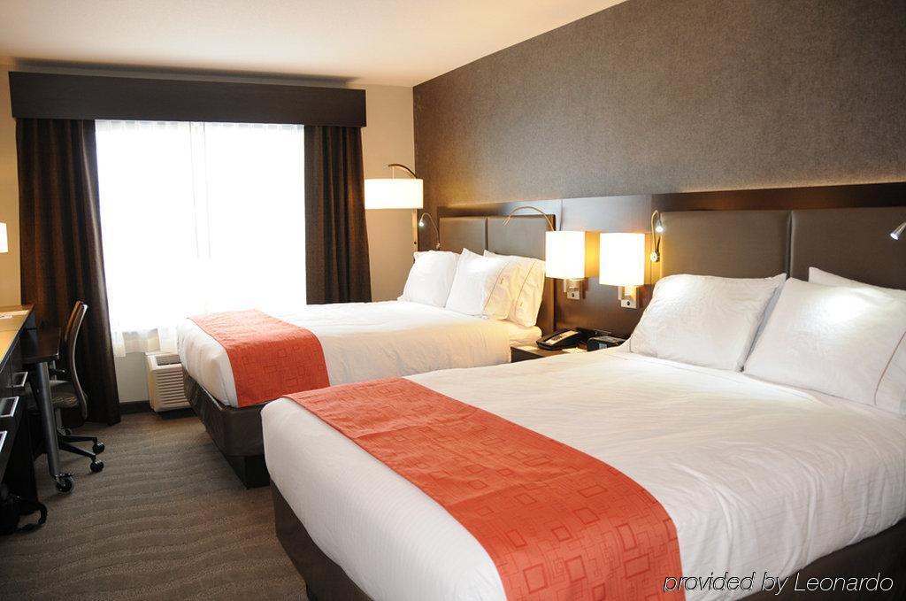 Chateau Inn & Suites Bonnyville Zewnętrze zdjęcie